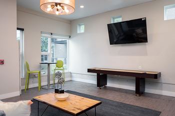 Pearl studios | lobby